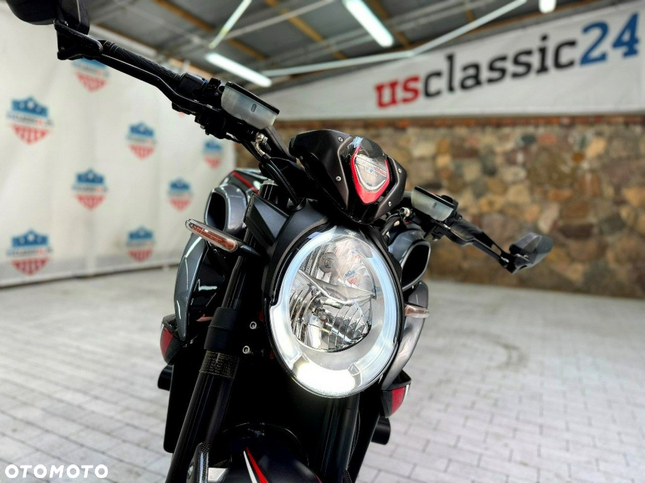 MV AGUSTA Dragster - 12