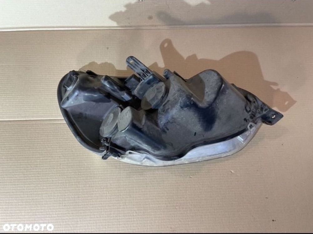 6M21-13W030 Reflektor lampa przód UK ford galaxy mk3 lift - 2