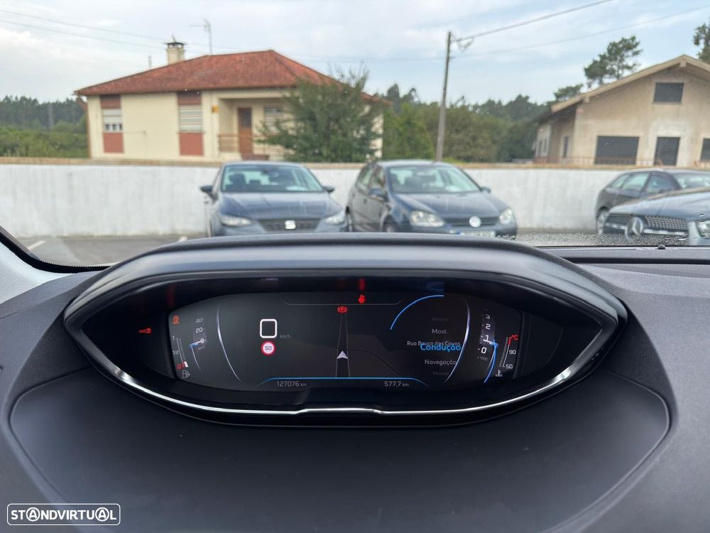 Peugeot 3008 1.5 BlueHDi Active Pack - 29