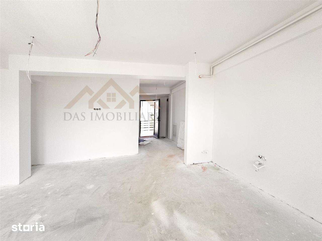 Garsoniera in bloc nou, etaj 1, langa Marul de Aur — fotografia 3