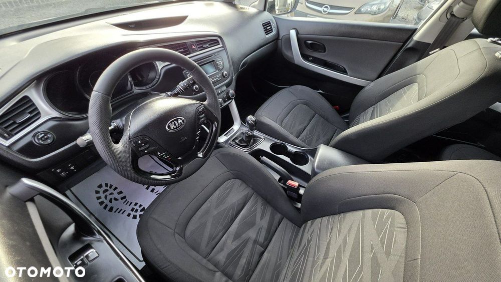 Kia Ceed - 19