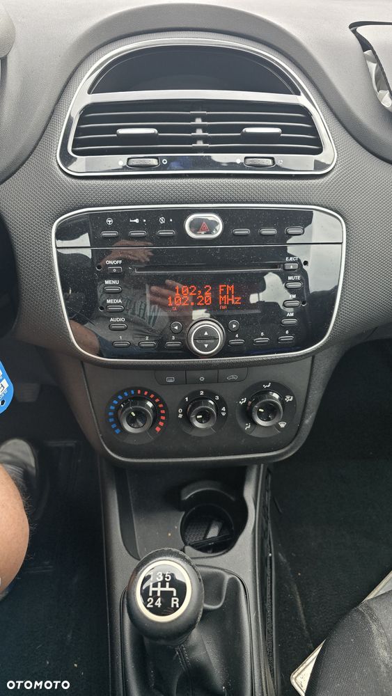 Fiat Punto 1.4 Estiva S&S - 24