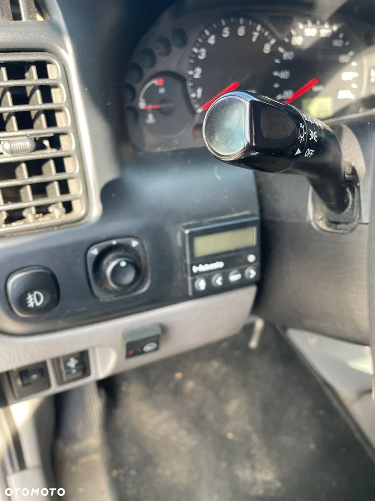 Mazda Tribute 2.0 Comfort - 22
