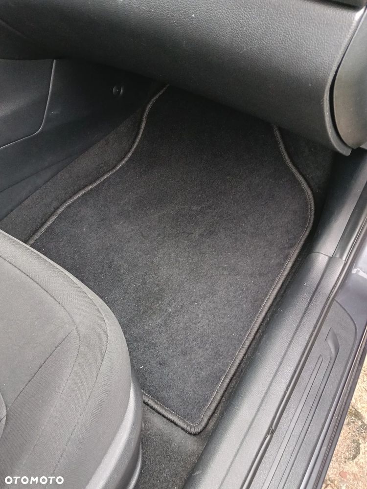 Kia Ceed 1.6 CRDi L - 33