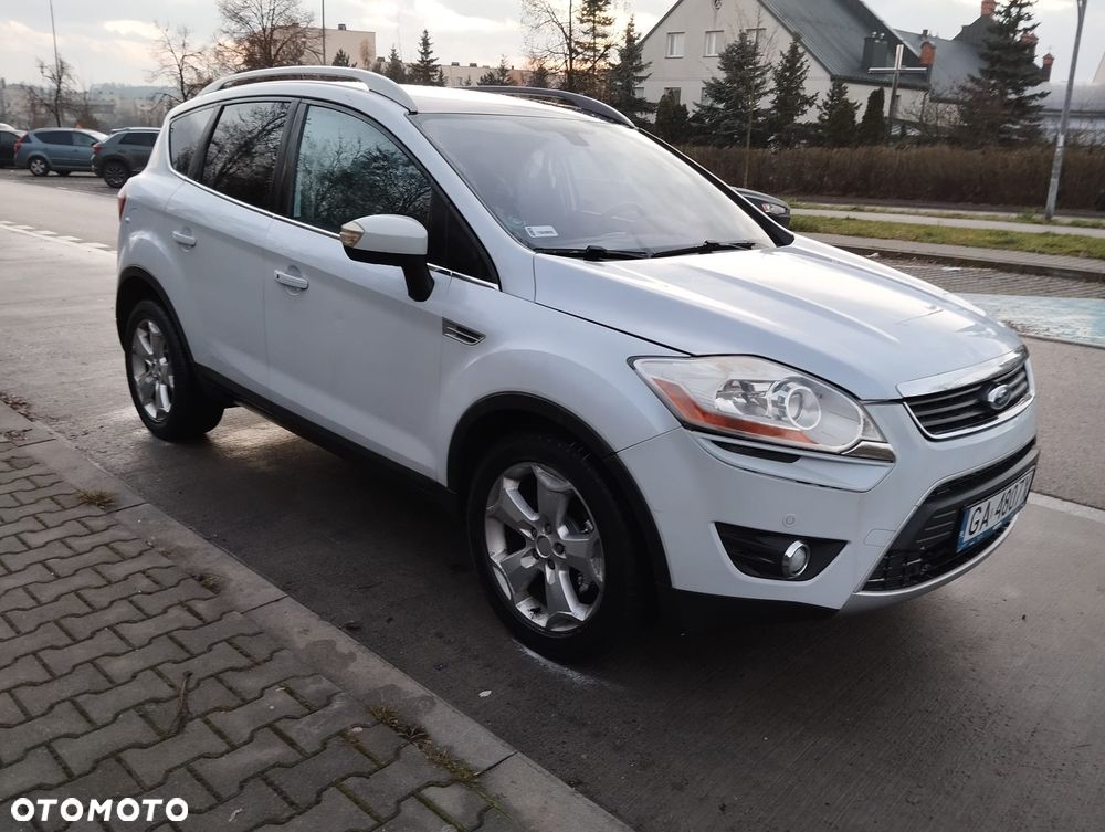 Ford Kuga 2.0 TDCi 2x4 Titanium - 1