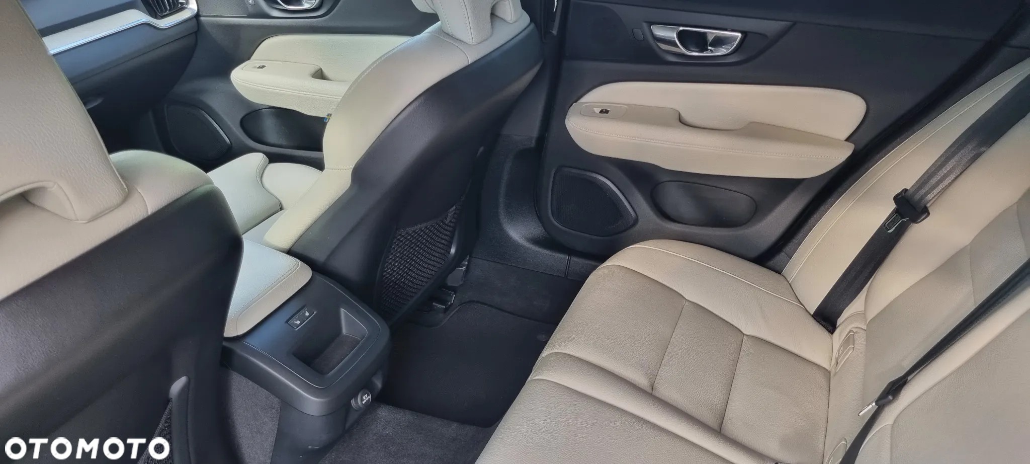 Volvo V60 D4 Geartronic Inscription - 37