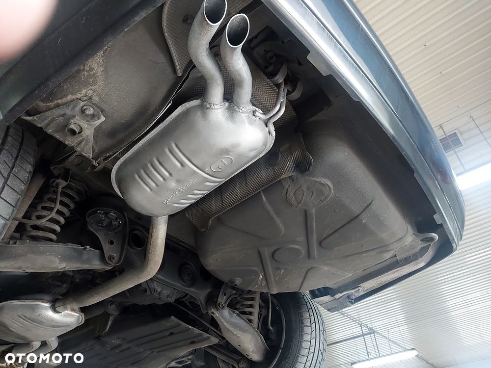 Mercedes-Benz Klasa E - 15