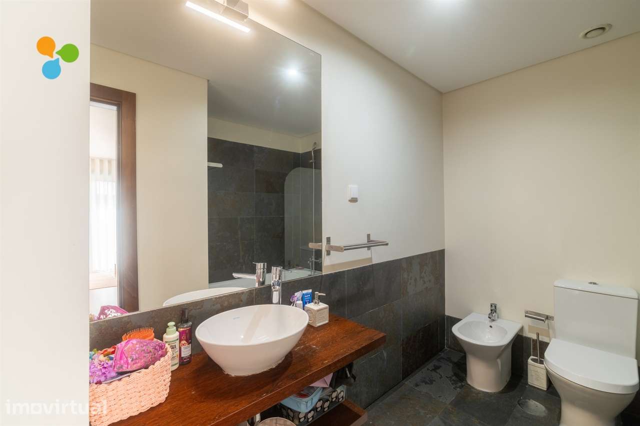 Apartamento T4 Venda em Paranhos,Porto - Grande imagem: 4/37