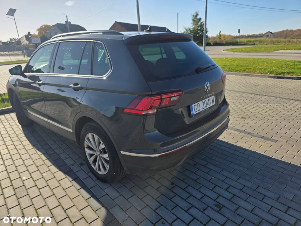 Volkswagen Tiguan - 5