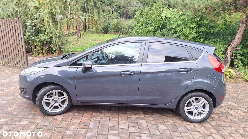 Ford Fiesta 1.4 Titanium EU6 - 4
