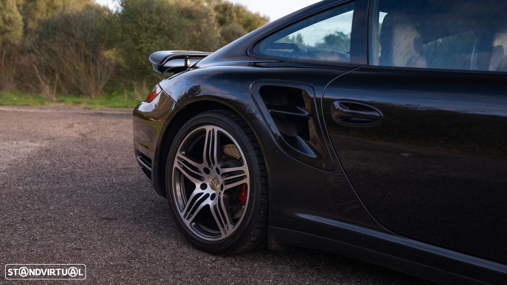 Porsche 911 (997) Turbo Tiptronic - 14