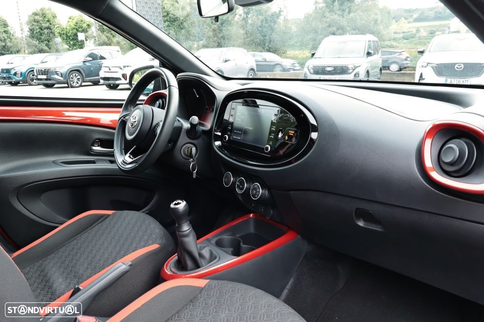 Toyota Aygo X 1.0 Pulse - 12