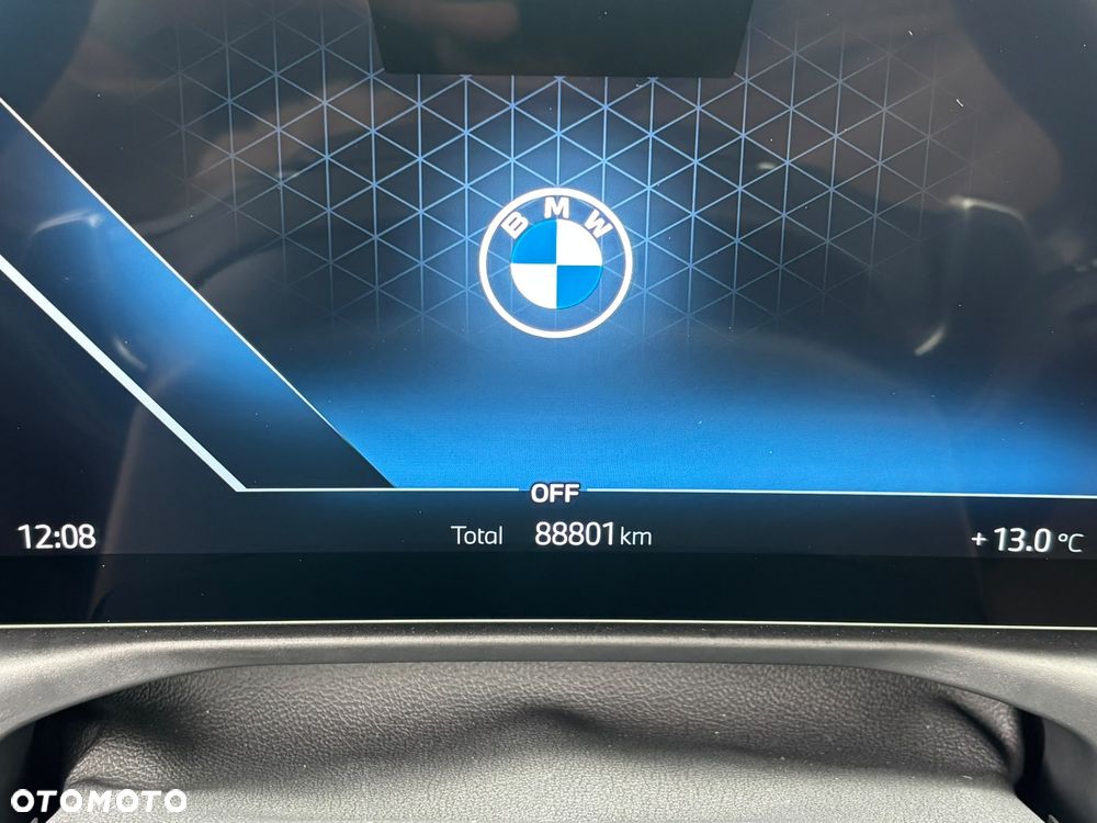 BMW Seria 3 320d xDrive - 11