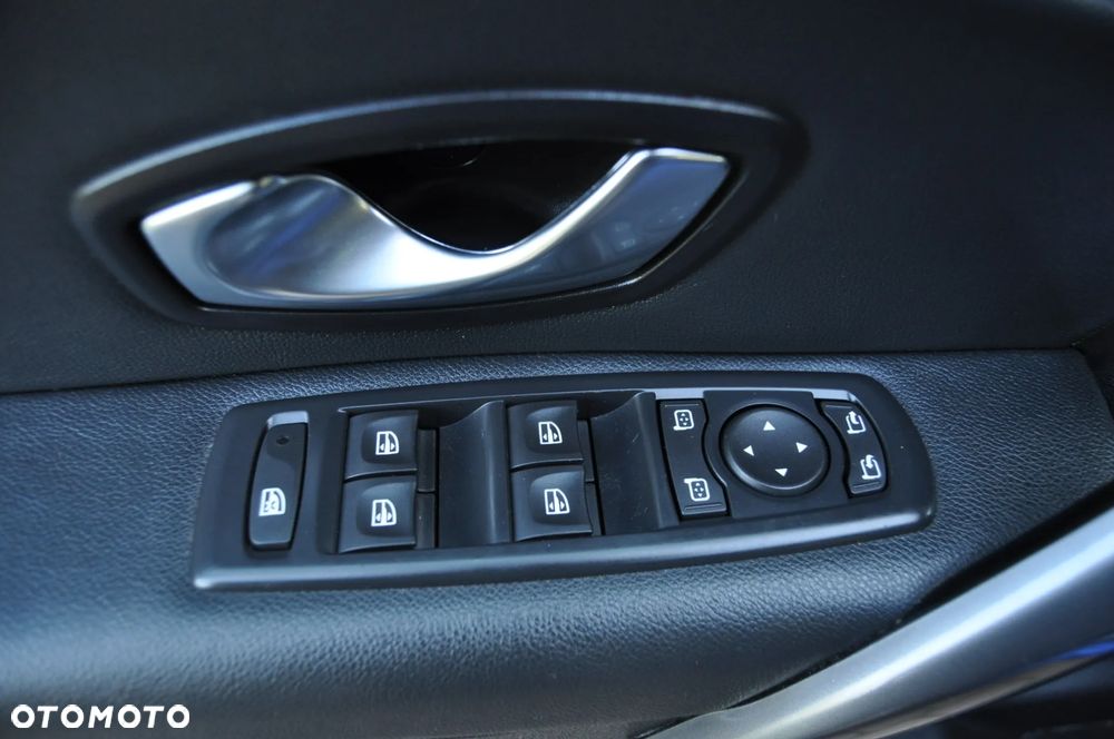 Renault Megane TCe 180 Dynamique - 17