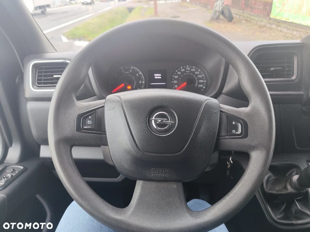 Opel Movano  brygadówka 7 osób klima nawigacja hak tempomat ledy - 15