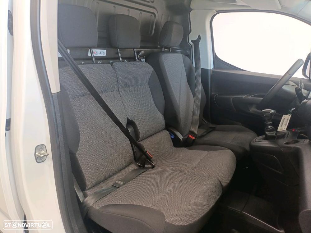 Opel COMBO LONGA 3 LUGARES C/ECRAN CX.6 VELOCIDADES - 10