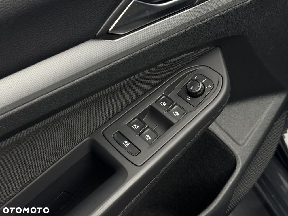 Volkswagen Golf 2.0 TDI - 22