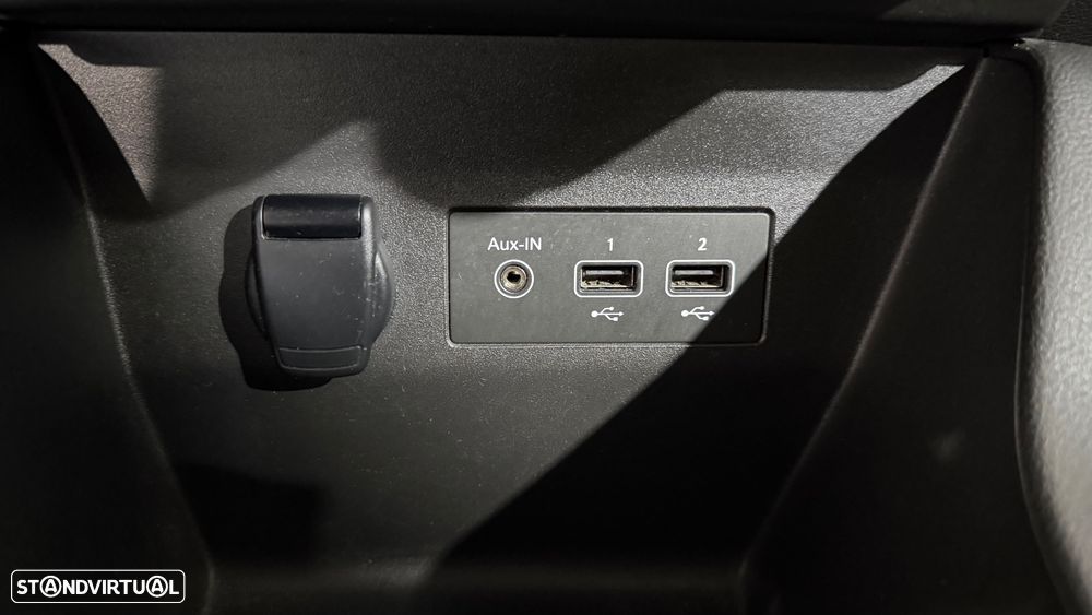 Renault Clio 1.0 TCe Intens Bi-Fuel - 24