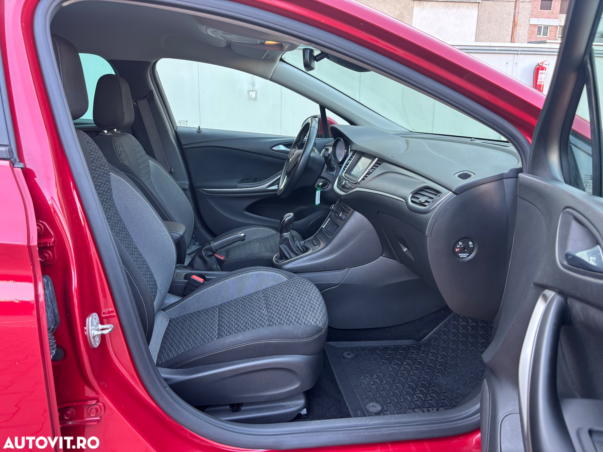 Opel Astra 1.2 Turbo Start/Stop Business Edition - 22