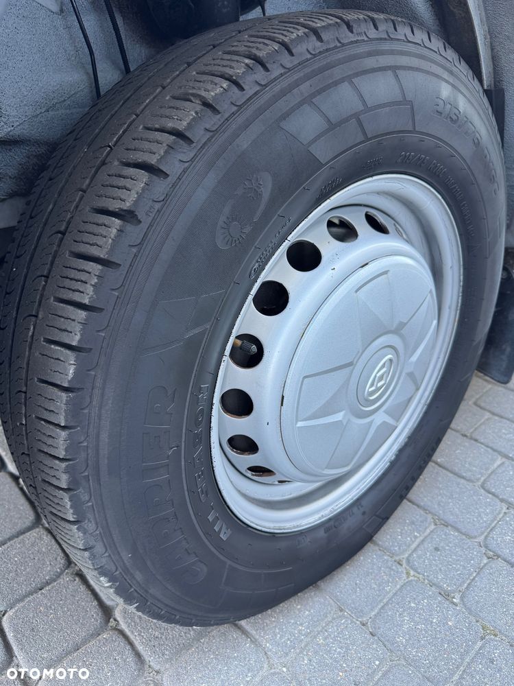 Maxus Deliver 9 - 33