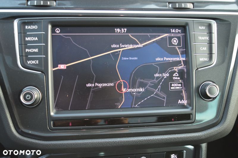 Volkswagen Tiguan - 25