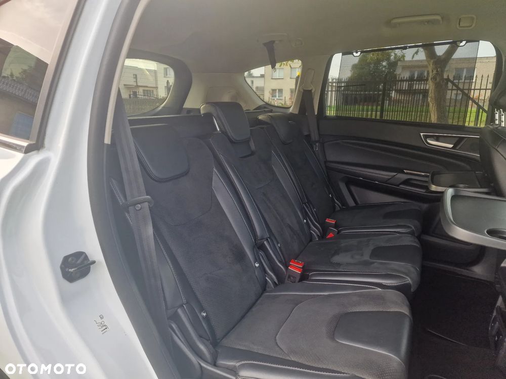 Ford S-Max 2.0 TDCi 4WD Titanium PowerShift - 15