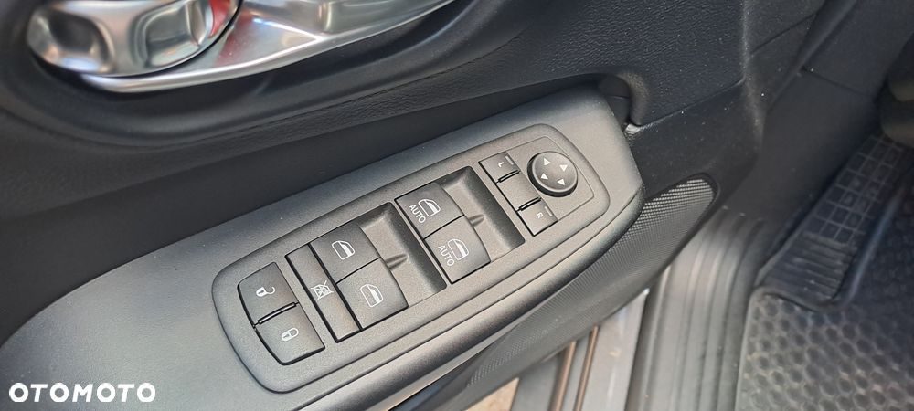Jeep Cherokee 3.2 V6 Active Drive Lock Trailhawk - 24