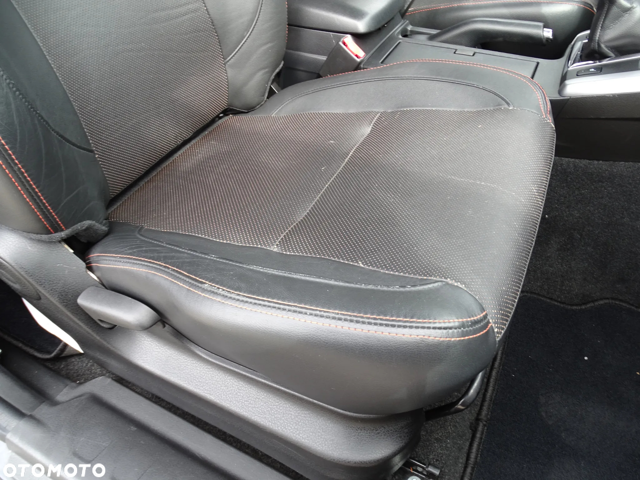 Suzuki Grand Vitara 1.6 Black&White - 19