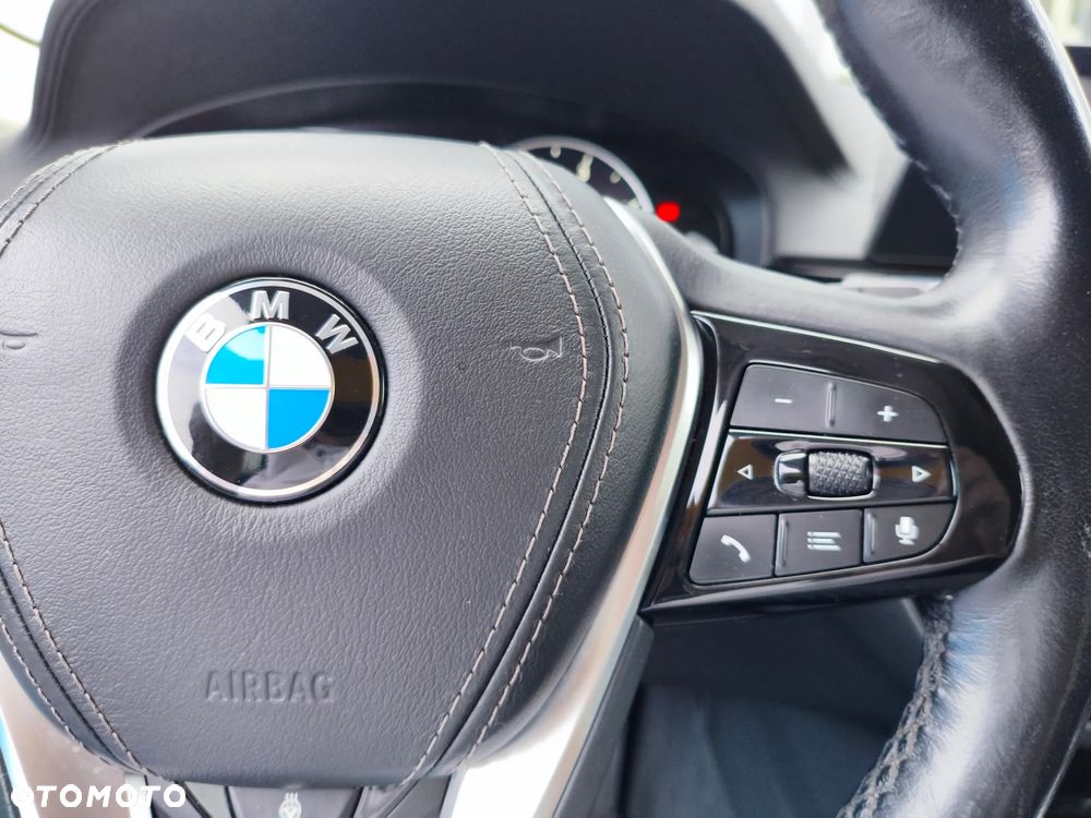 BMW Seria 5 520d Luxury Line - 18