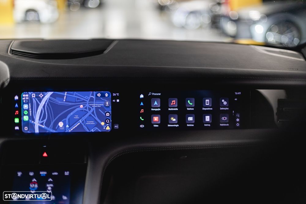 Porsche Taycan Sport Turismo - 21