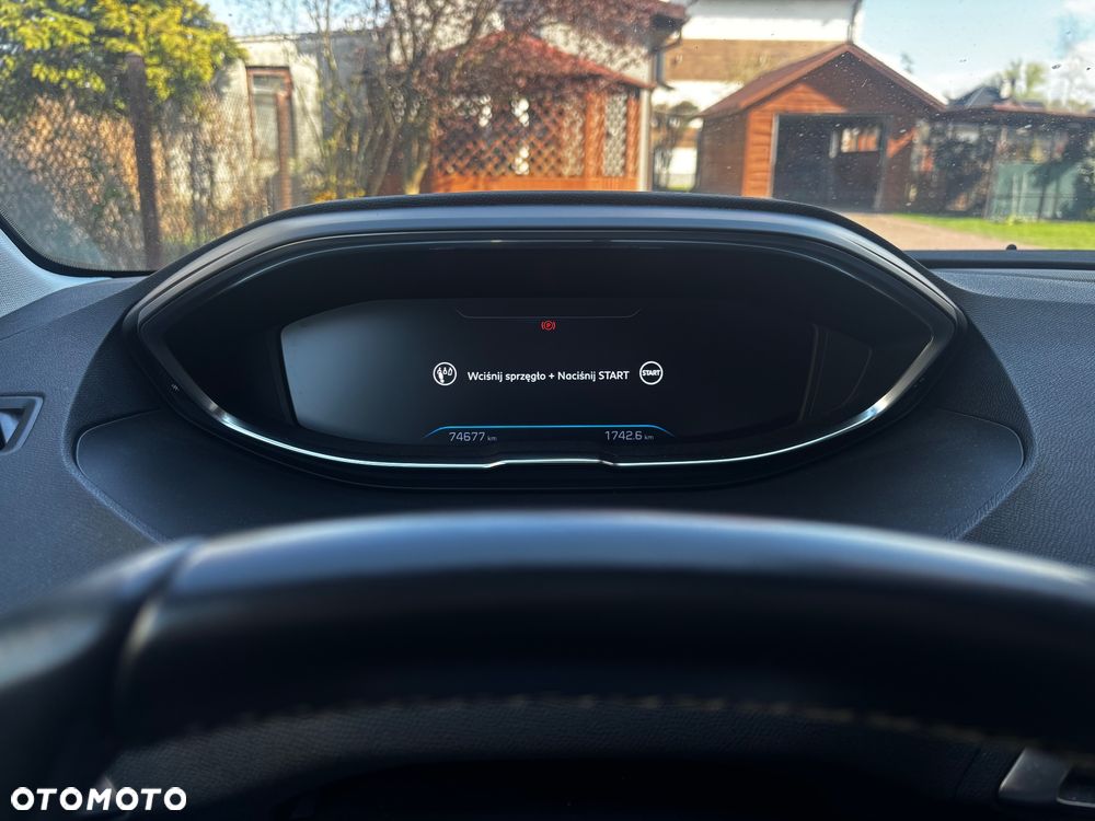 Peugeot 3008 1.2 PureTech GPF Active S&S - 16