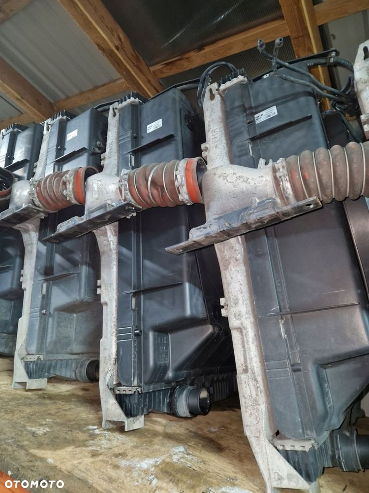 Zestaw Chłodnic Komplet Iveco Stralis Trakker Cursor 9 Intercooler Cieczy - 1