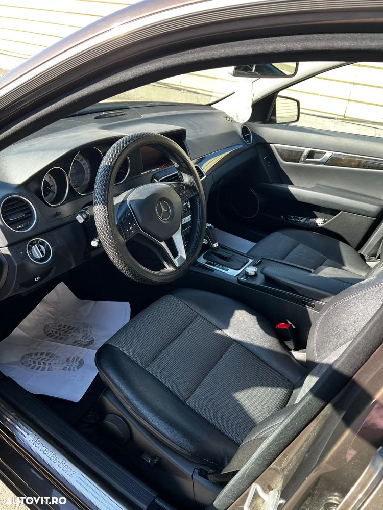 Mercedes-Benz C - 6