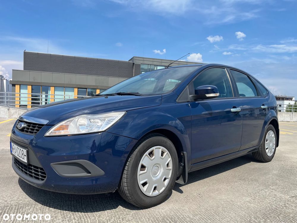 Ford Focus 1.6 Ambiente - 2