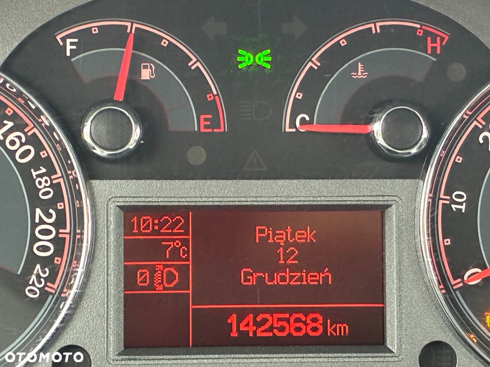 Fiat Linea 1.4 T-Jet 16V Dynamic - 4