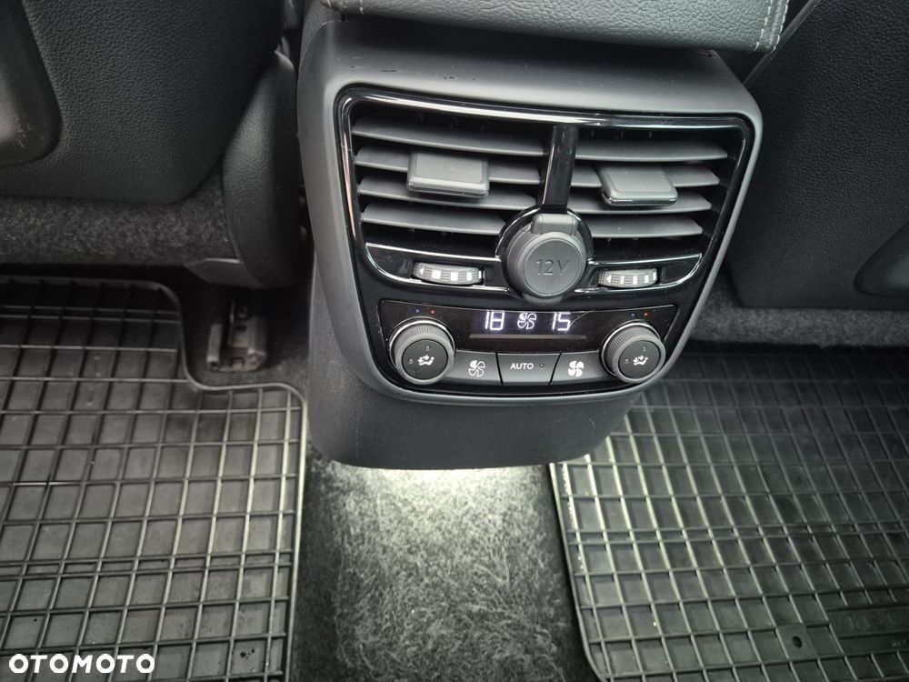 Peugeot 508 BlueHDi FAP 180 Automatik Stop&Start Allure - 31