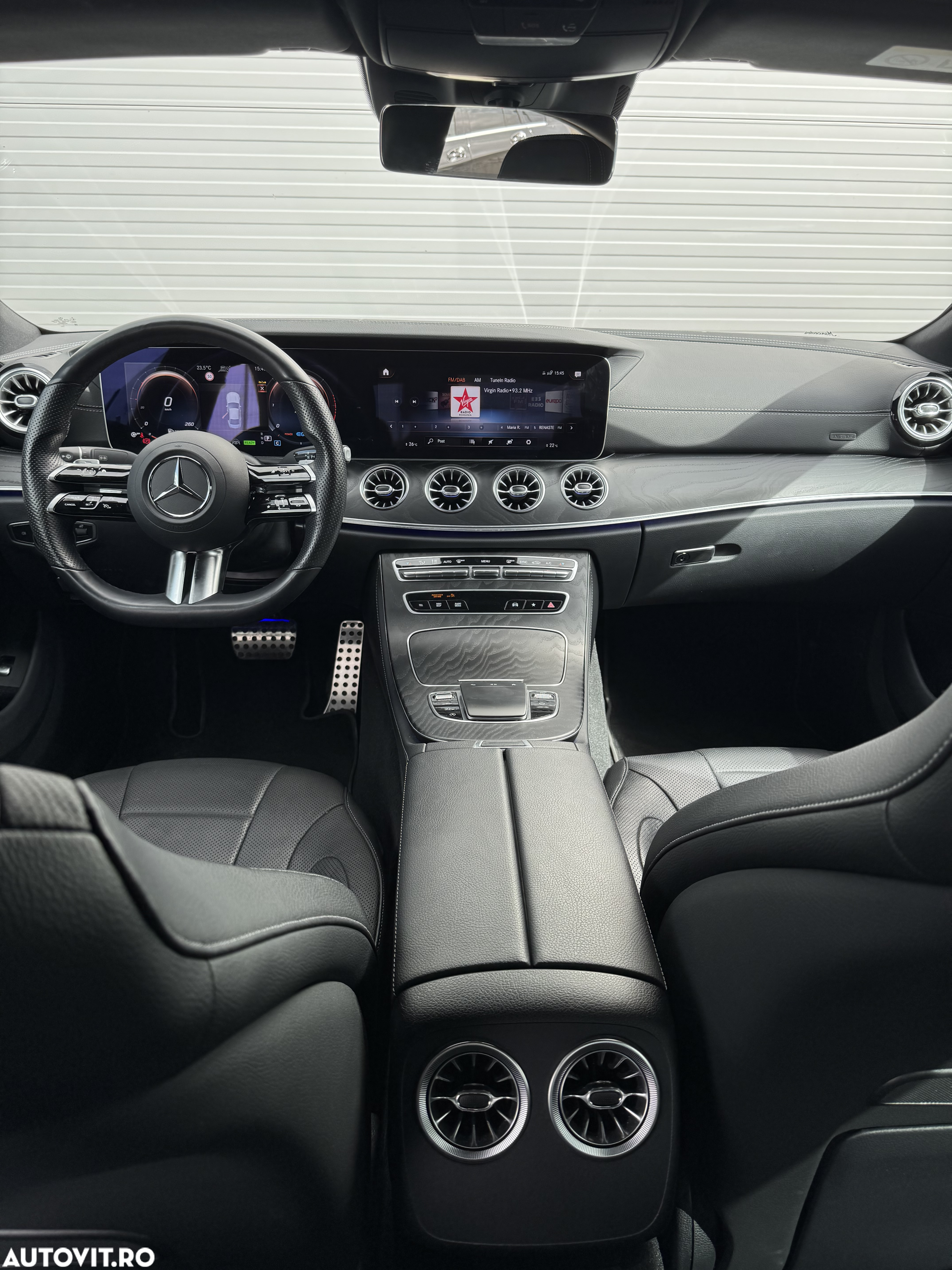Mercedes-Benz CLS 300 d 4Matic 9G-TRONIC AMG Line - 5