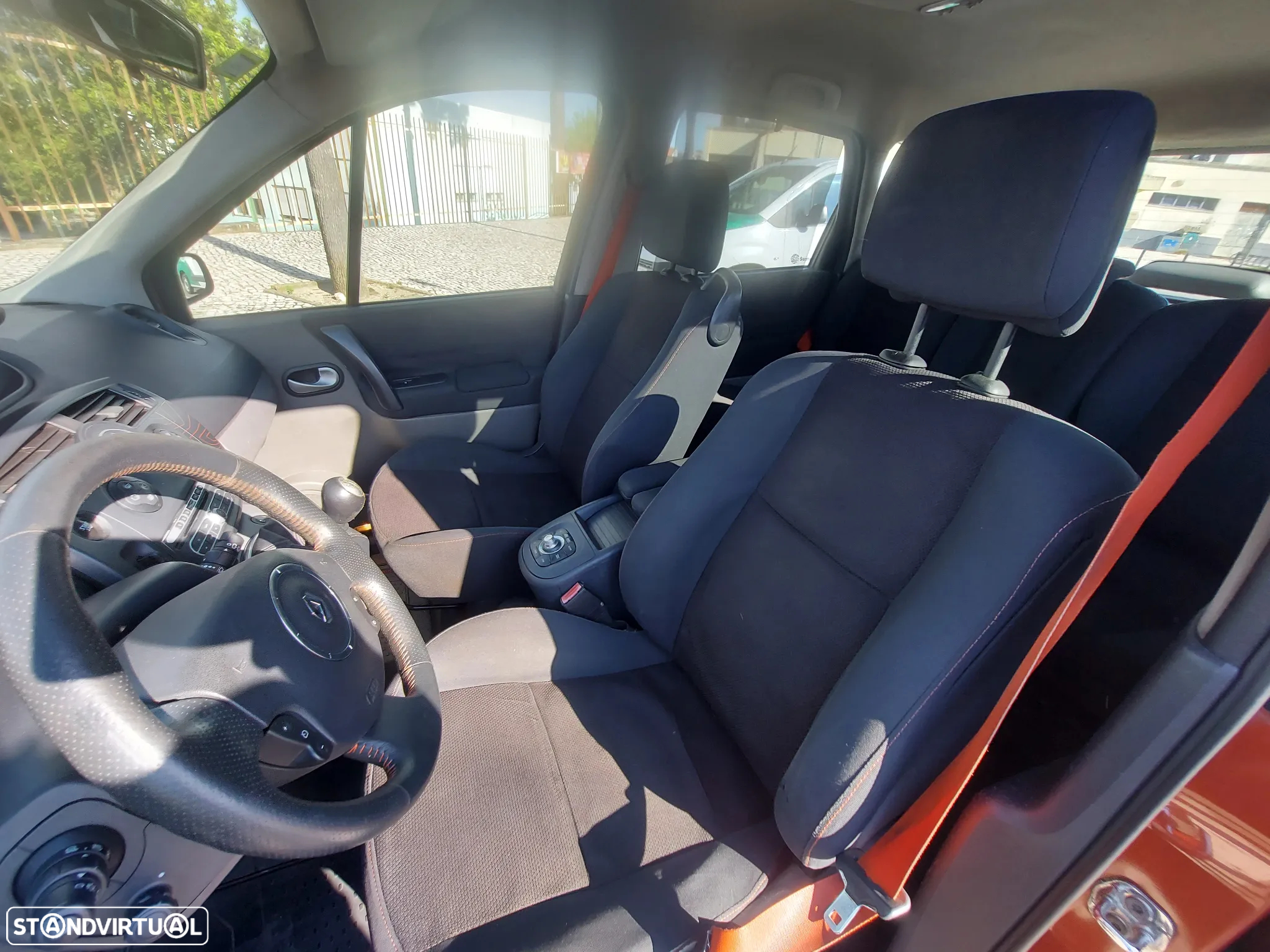 Renault Scénic 1.5 dCi Conquest - 13
