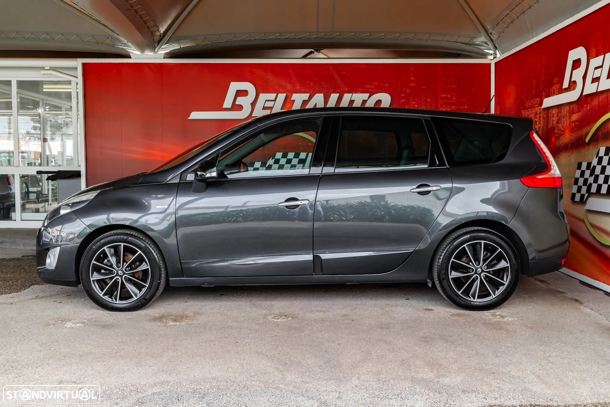 Renault Grand Scénic 1.6 dCi Bose Edition 7L - 8