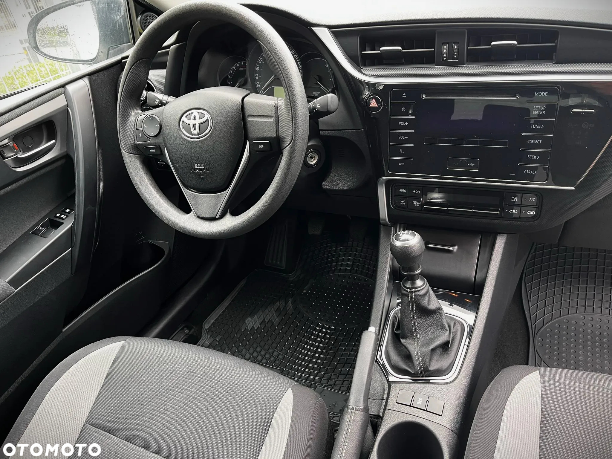 Toyota Auris 1.33 VVT-i Active - 7