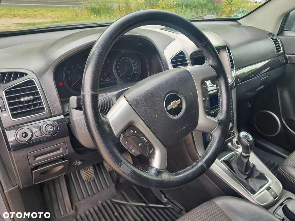 Chevrolet Captiva 2.4 2WD LT - 11