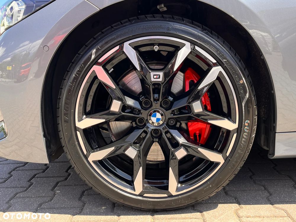 BMW Seria 3 330i xDrive M Sport sport - 12