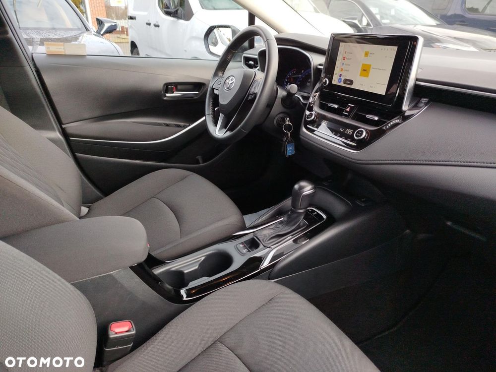 Toyota Corolla - 9