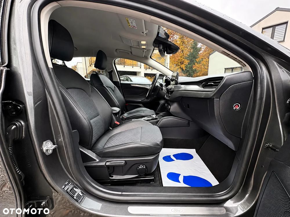 Ford Focus 1.5 EcoBlue Start-Stopp-System COOL&CONNECT - 30