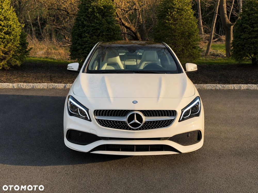Mercedes-Benz CLA 250 4-Matic AMG Line - 2