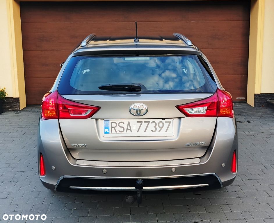 Toyota Auris 2.0 D-4D Life Plus - 9
