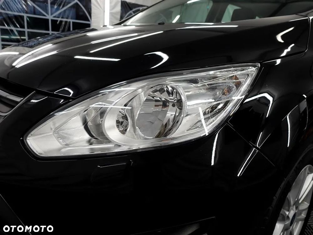 Ford C-MAX 1.6 EcoBoost Titanium - 34