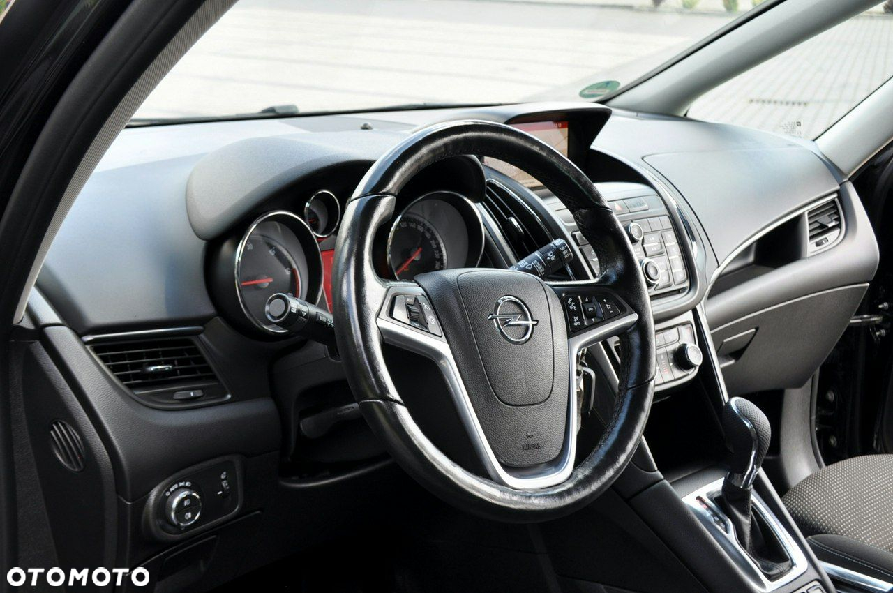 Opel Zafira - 23