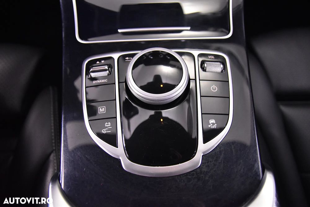 Mercedes-Benz GLC - 17