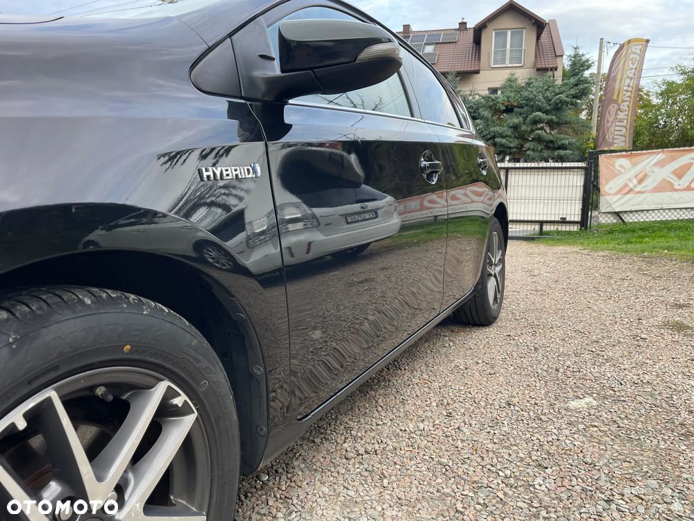 Toyota Auris 1.8 HSD Luna - 6
